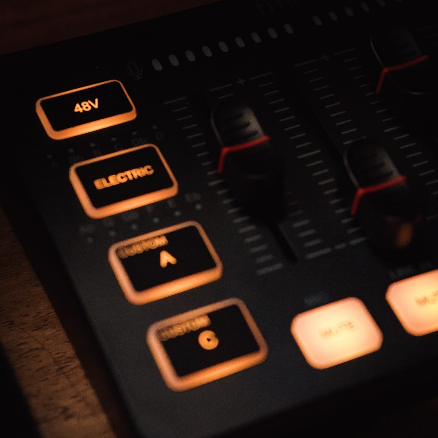 Ultimate Gaming Audio Mixer With 4 Channels