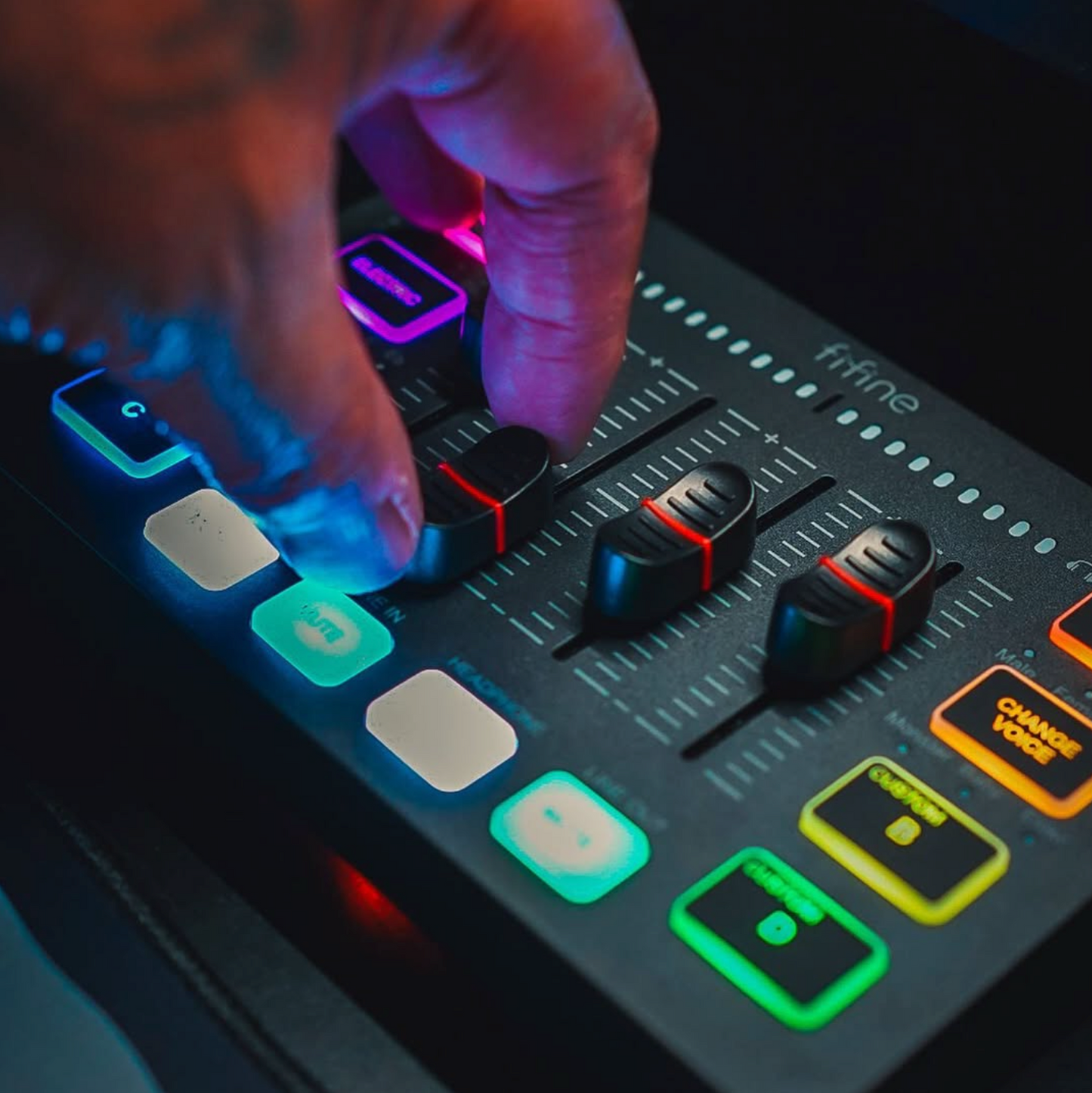 Ultimate Gaming Audio Mixer With 4 Channels